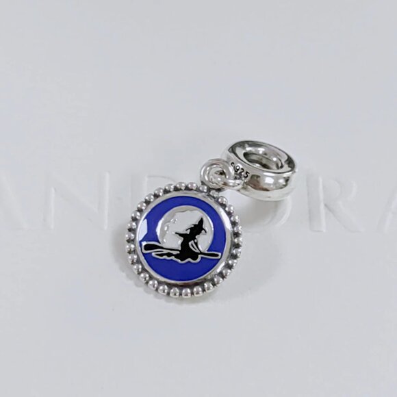 Pandora Salem Massachusetts Exclusive Bewitched Samantha Broomstick Riding Logo - Picture 9 of 9